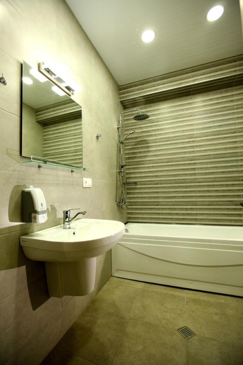 Irakli'S Rooms Tbilisi Exterior foto